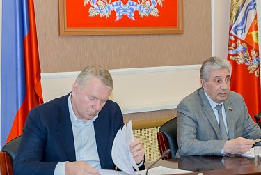 Губернатор выступит с отчетом перед депутатами в июне